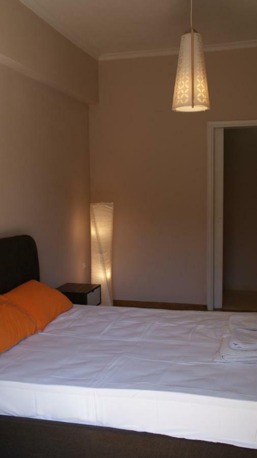 The Victoria Square Exceptional Apartments Athena Bagian luar foto